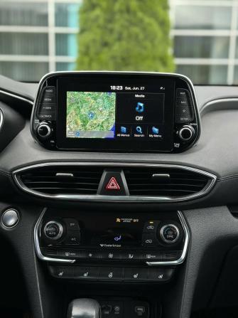 Hyundai Santa Fe III Рестайлинг с пробегом 2018 года, цена 2 025 000 рублей, 193221 км, внедорожник, Автокод Объявления