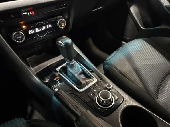 Mazda 3 III (BM) с пробегом 2014 года, цена 1 249 000 рублей, 171854 км, седан, Автокод Объявления
