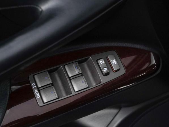 Lexus LX III Рестайлинг с пробегом 2013 года, цена 4 677 077 рублей, 146756 км, внедорожник, Автокод Объявления