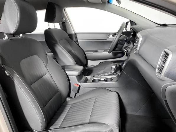 Kia Sportage IV Рестайлинг с пробегом 2018 года, цена 1 678 000 рублей, 167851 км, внедорожник, Автокод Объявления