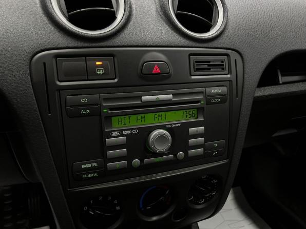 Ford Fusion I Рестайлинг с пробегом 2008 года, цена 590 000 рублей, 168298 км, хэтчбек, Автокод Объявления