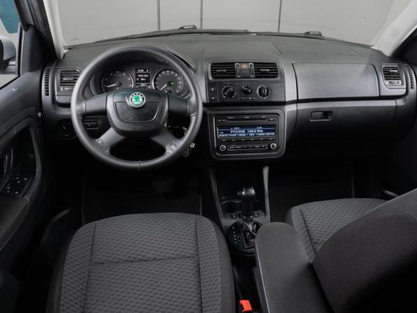 Skoda Roomster I Рестайлинг с пробегом 2011 года, цена 750 000 рублей, 241444 км, компактвэн, Автокод Объявления