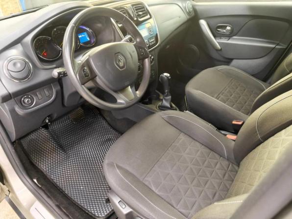Renault Sandero II с пробегом 2017 года, цена 923 083 рубля, 90794 км, хэтчбек, Автокод Объявления