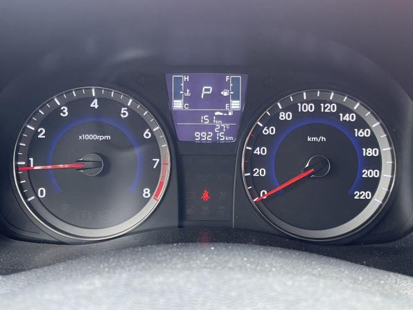 Hyundai Solaris I Рестайлинг с пробегом 2015 года, цена 1 199 000 рублей, 99214 км, седан, Автокод Объявления