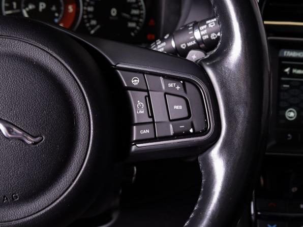 Jaguar F-Pace I с пробегом 2016 года, цена 1 949 000 рублей, 177758 км, внедорожник, Автокод Объявления