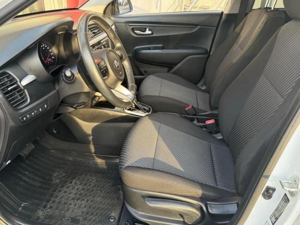Kia Rio IV с пробегом 2019 года, цена 1 577 154 рубля, 45064 км, хэтчбек, Автокод Объявления