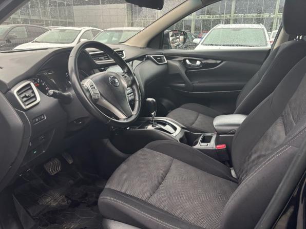 Nissan Qashqai II с пробегом 2018 года, цена 1 619 000 рублей, 144279 км, внедорожник, Автокод Объявления