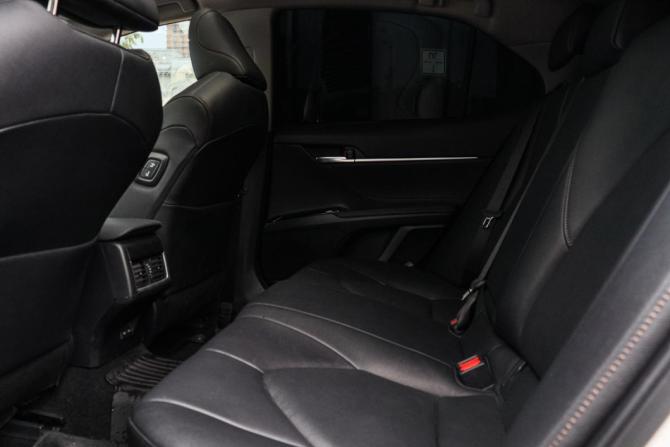 Toyota Camry VIII (XV70) Рестайлинг с пробегом 2023 года, цена 3 850 000 рублей, 21600 км, седан, Автокод Объявления
