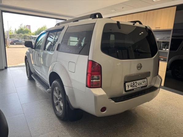 Nissan Pathfinder III с пробегом 2008 года, цена 995 000 рублей, 292290 км, внедорожник, Автокод Объявления