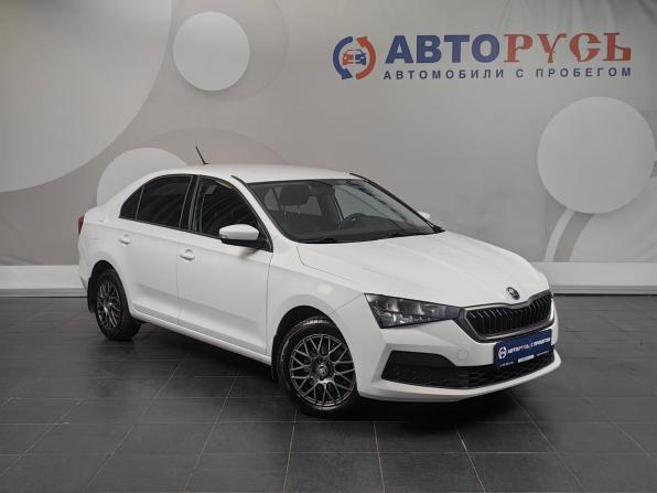 Skoda Rapid II с пробегом 2021 года, цена 1 592 000 рублей, 93454 км, лифтбек, Автокод Объявления
