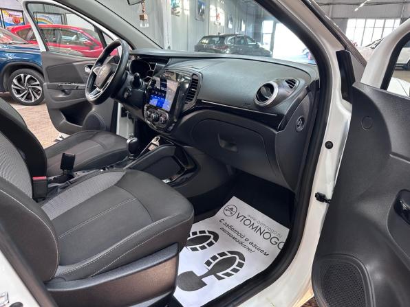 Renault Kaptur I Рестайлинг с пробегом 2021 года, цена 1 350 000 рублей, 48518 км, внедорожник, Автокод Объявления