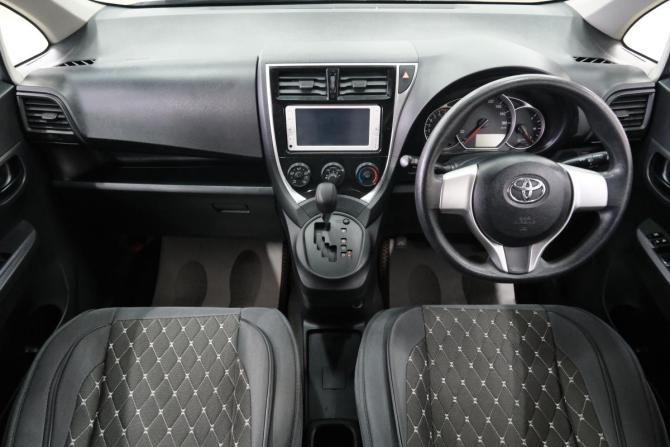 Toyota Ractis II с пробегом 2015 года, цена 1 289 000 рублей, 137000 км, хэтчбек, Автокод Объявления