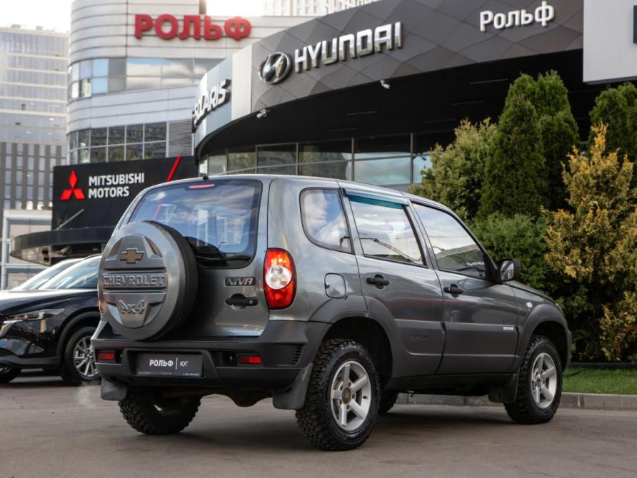 Chevrolet Niva I Рестайлинг Москва  - изображение 4