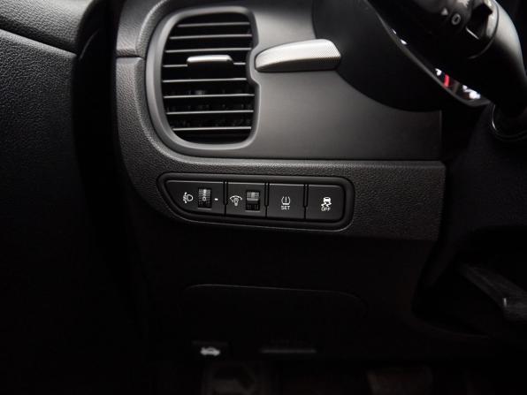 Kia Rio IV с пробегом 2019 года, цена 1 534 000 рублей, 92565 км, седан, Автокод Объявления
