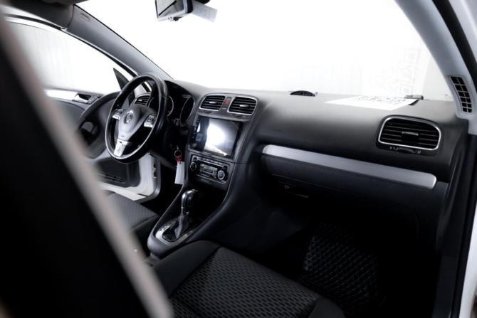 Volkswagen Golf VI с пробегом 2011 года, цена 699 000 рублей, 215000 км, хэтчбек, Автокод Объявления