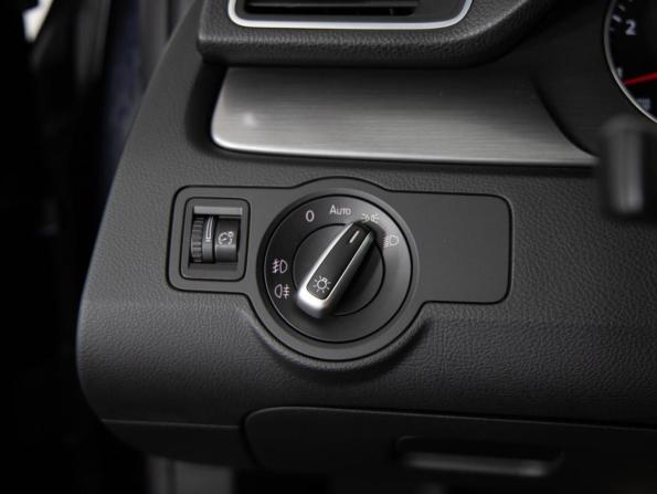 Volkswagen Passat B7 с пробегом 2012 года, цена 999 000 рублей, 210454 км, седан, Автокод Объявления