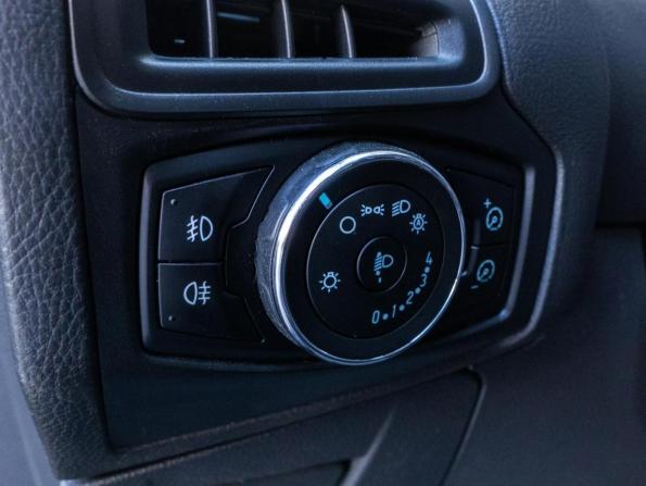 Ford Focus III с пробегом 2012 года, цена 899 000 рублей, 141007 км, седан, Автокод Объявления