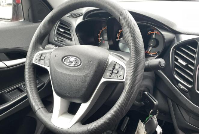 Lada (ВАЗ) Vesta I с пробегом 2019 года, цена 810 000 рублей, 82119 км, седан, Автокод Объявления