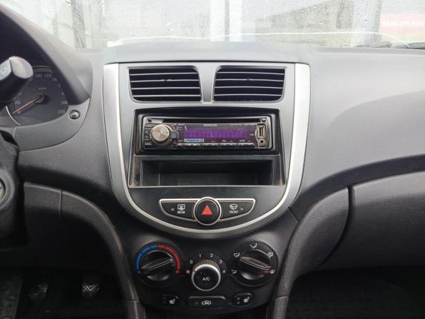 Hyundai Solaris I с пробегом 2011 года, цена 554 700 рублей, 181563 км, седан, Автокод Объявления