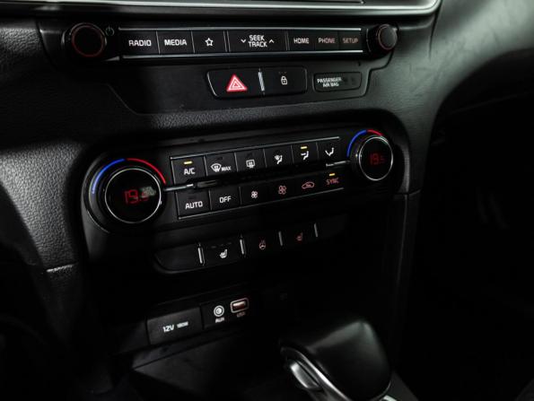Kia Ceed III с пробегом 2019 года, цена 1 329 777 рублей, 134183 км, хэтчбек, Автокод Объявления