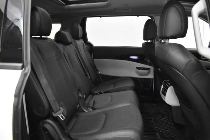 Kia Carnival IV с пробегом 2022 года, цена 4 425 000 рублей, 50743 км, минивэн, Автокод Объявления