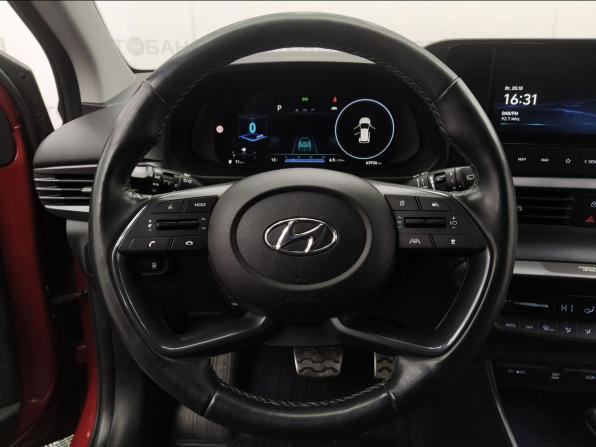 Hyundai Bayon I с пробегом 2023 года, цена 1 950 000 рублей, 63926 км, внедорожник, Автокод Объявления