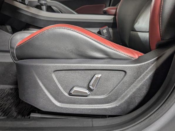 Geely Coolray I с пробегом 2023 года, цена 1 994 900 рублей, 45500 км, внедорожник, Автокод Объявления