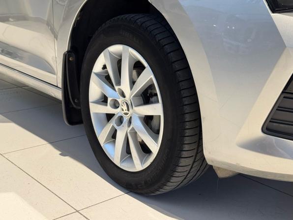 Skoda Rapid II с пробегом 2021 года, цена 1 499 000 рублей, 65828 км, лифтбек, Автокод Объявления