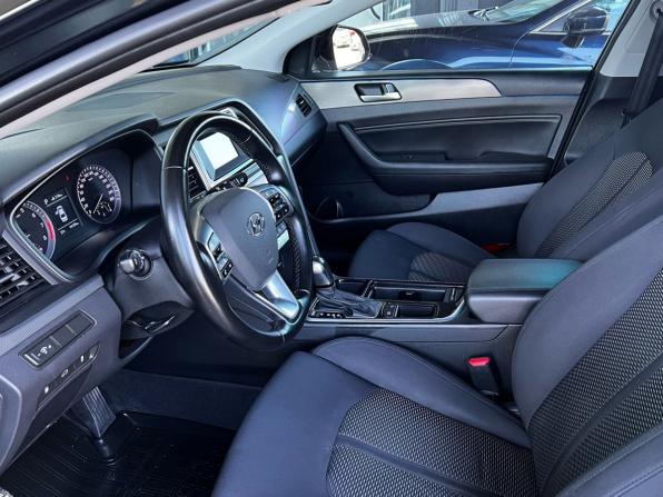 Hyundai Sonata VII (LF) Рестайлинг с пробегом 2017 года, цена 1 849 000 рублей, 94154 км, седан, Автокод Объявления
