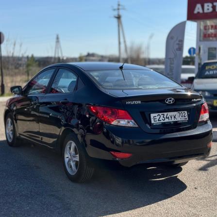 Hyundai Solaris I с пробегом 2013 года, цена 649 000 рублей, 187247 км, седан, Автокод Объявления