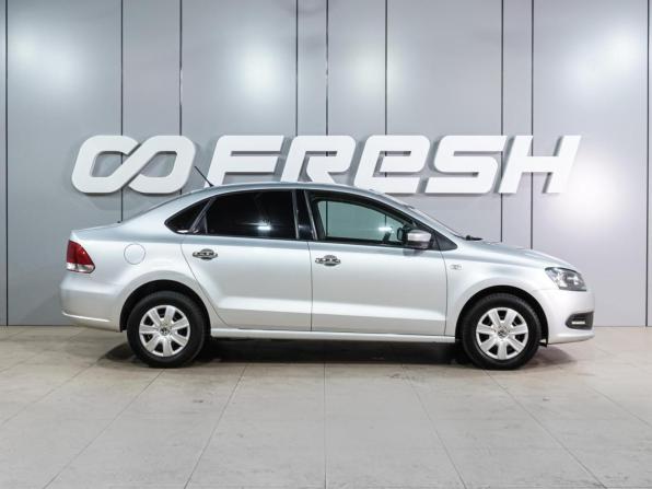 Volkswagen Polo V с пробегом 2014 года, цена 1 054 000 рублей, 84485 км, седан, Автокод Объявления