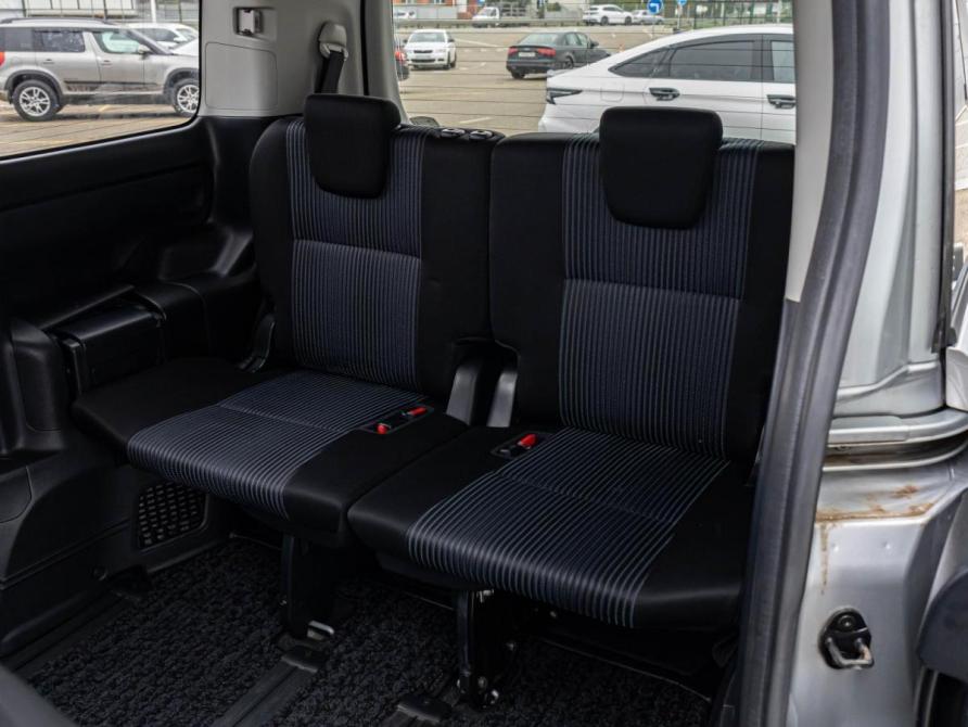 Toyota Voxy III (R80) Краснодар  - изображение 9