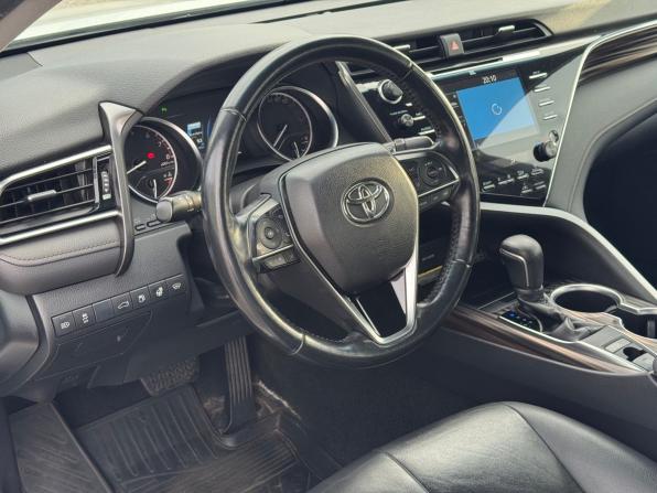 Toyota Camry VIII (XV70) с пробегом 2018 года, цена 2 290 000 рублей, 215854 км, седан, Автокод Объявления