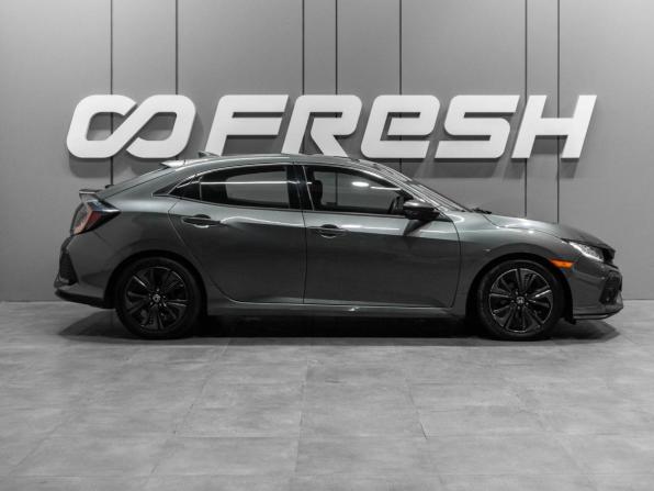 Honda Civic X с пробегом 2019 года, цена 1 900 000 рублей, 134974 км, седан, Автокод Объявления