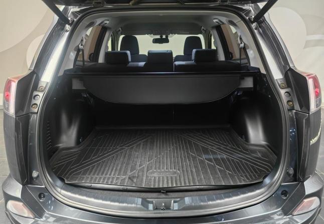 Toyota RAV4 IV (XA40) Рестайлинг с пробегом 2016 года, цена 1 890 000 рублей, 197605 км, внедорожник, Автокод Объявления