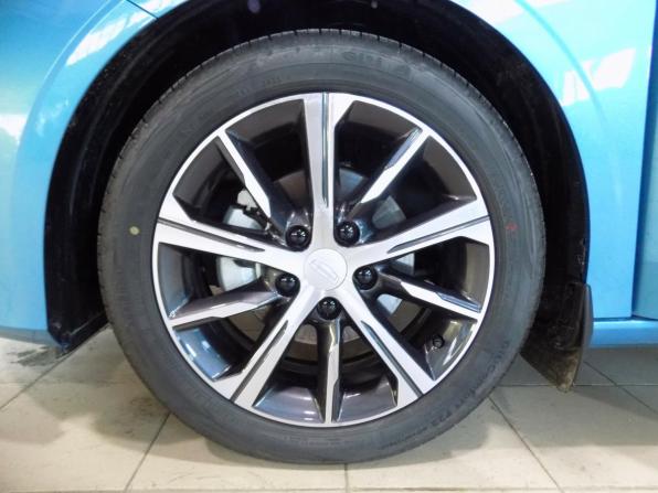 Geely Emgrand II с пробегом 2023 года, цена 2 199 000 рублей, 1277 км, седан, Автокод Объявления