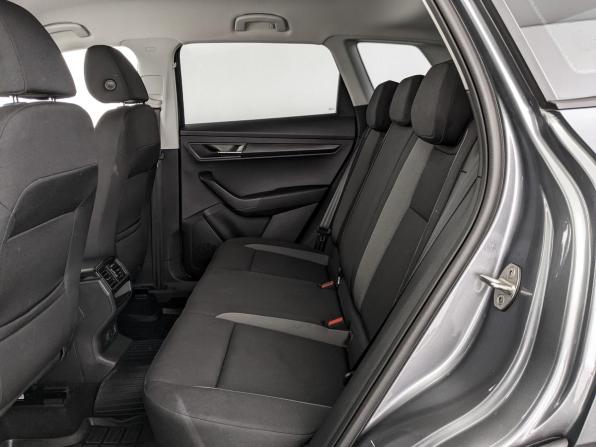 Skoda Karoq I с пробегом 2021 года, цена 2 225 000 рублей, 119381 км, внедорожник, Автокод Объявления