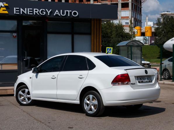 Volkswagen Polo V с пробегом 2011 года, цена 570 000 рублей, 252804 км, седан, Автокод Объявления