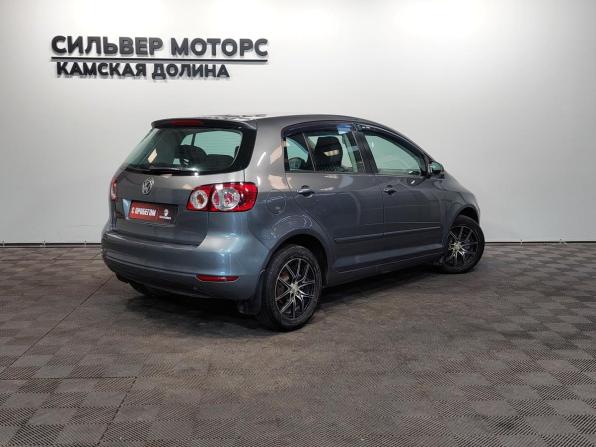 Volkswagen Golf Plus II с пробегом 2011 года, цена 650 000 рублей, 215000 км, хэтчбек, Автокод Объявления