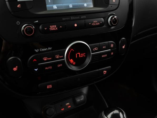 Kia Soul II Рестайлинг с пробегом 2015 года, цена 1 650 000 рублей, 68800 км, хэтчбек, Автокод Объявления
