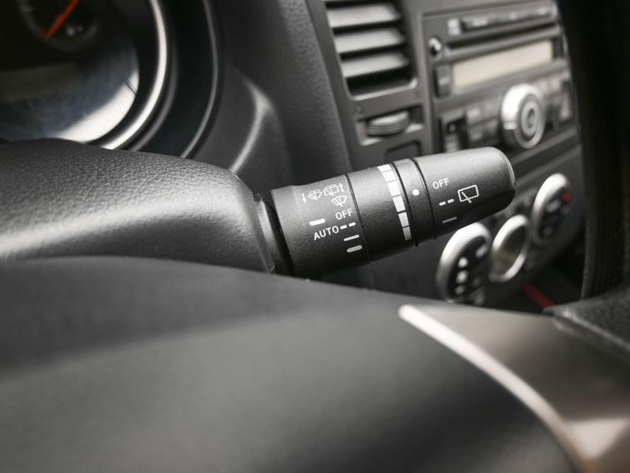 Nissan Tiida I Рестайлинг Ростов-на-Дону  - изображение 12