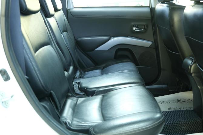 Mitsubishi Outlander II Рестайлинг с пробегом 2010 года, цена 1 249 000 рублей, 193000 км, внедорожник, Автокод Объявления