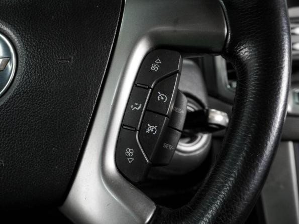 Chevrolet Captiva I Рестайлинг с пробегом 2012 года, цена 999 000 рублей, 232090 км, внедорожник, Автокод Объявления