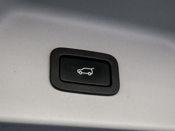 Land Rover Range Rover IV Рестайлинг с пробегом 2018 года, цена 7 199 000 рублей, 122167 км, внедорожник, Автокод Объявления