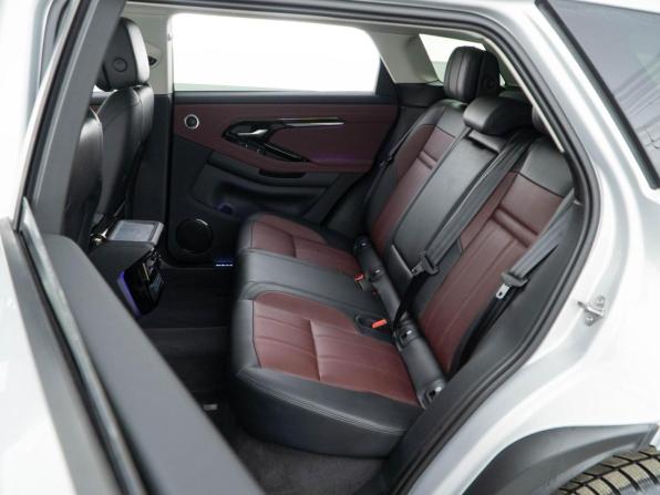 Land Rover Range Rover Evoque II Рестайлинг с пробегом 2024 года, цена 5 195 055 рублей, 21238 км, внедорожник, Автокод Объявления