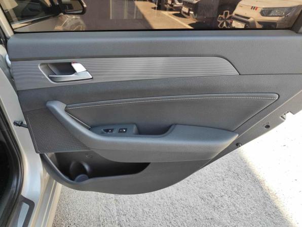 Hyundai Sonata VII (LF) Рестайлинг с пробегом 2018 года, цена 1 885 000 рублей, 122867 км, седан, Автокод Объявления