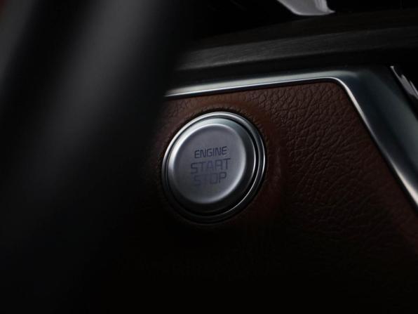 Kia Mohave I Рестайлинг 2 с пробегом 2022 года, цена 5 749 077 рублей, 56247 км, внедорожник, Автокод Объявления