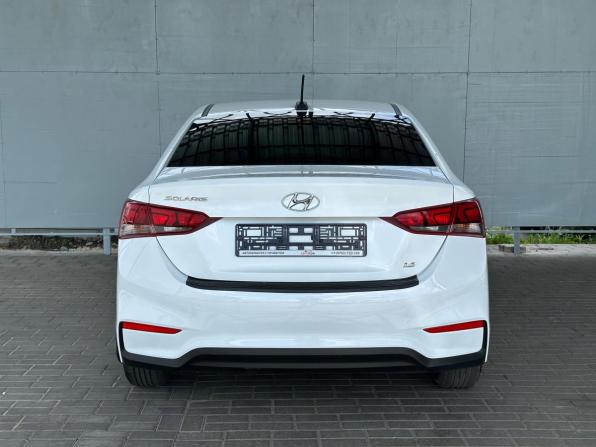 Hyundai Solaris II с пробегом 2019 года, цена 1 370 000 рублей, 92216 км, седан, Автокод Объявления