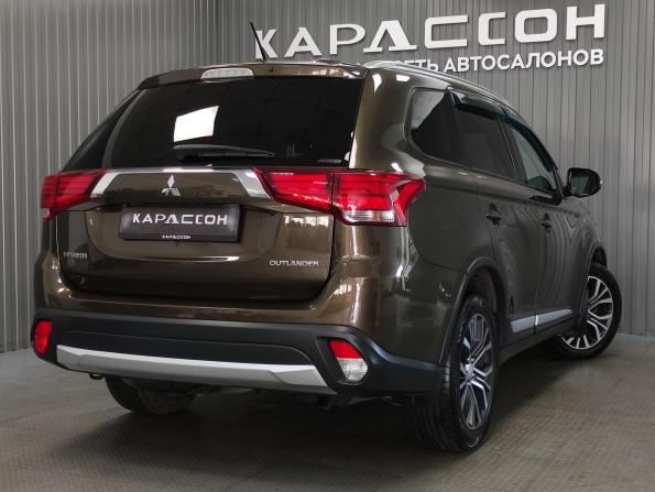 Mitsubishi Outlander III Рестайлинг 2 с пробегом 2015 года, цена 1 682 000 рублей, 193616 км, внедорожник, Автокод Объявления