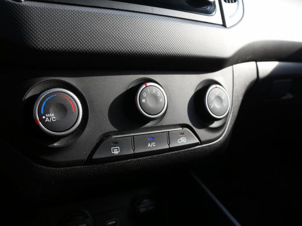 Hyundai Creta I Рестайлинг с пробегом 2021 года, цена 1 890 000 рублей, 46614 км, внедорожник, Автокод Объявления